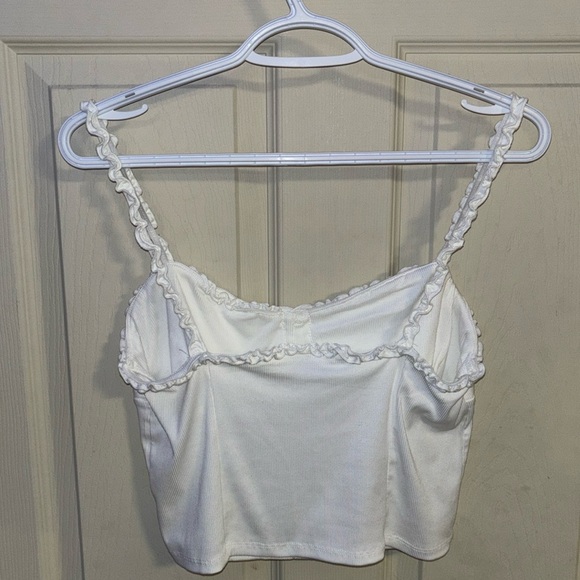 🪻3/$30 Trendy Cropped Tank!🪻 - Picture 5 of 5